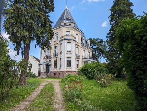 Soultz-Haut-Rhin Apartamento | Charmante Villa Historique Avec Jardin