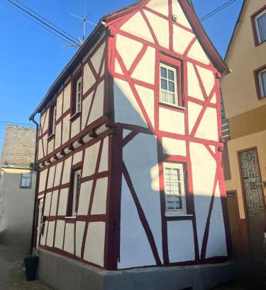 Rhens Chalet De Esquí | Charmantes denkmalgeschütztes Tiny House am Rhein