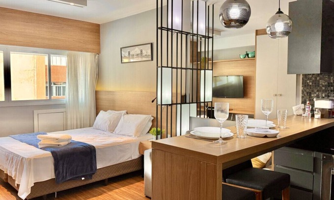 Matriz Apartamento | Charm and comfort in front of the mall Parking space included