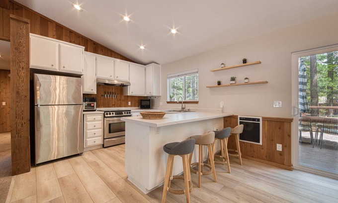 Truckee Casa | Charmed Cabin at Tahoe Donner by Tahoe Getaways - 2BR w/ HOA Access