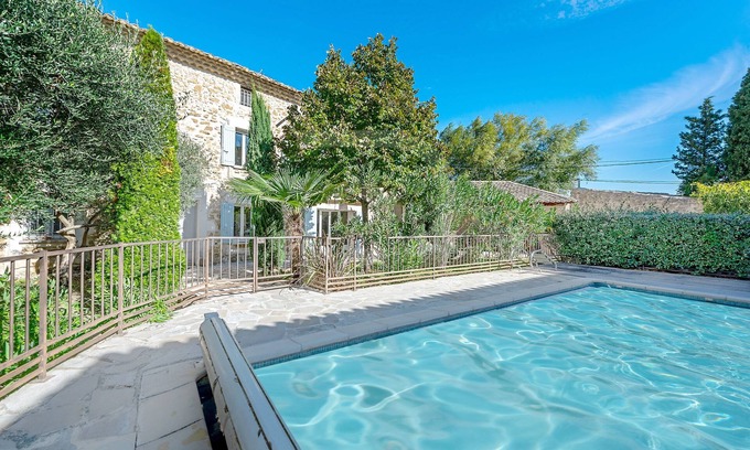 Entraigues-sur-la-Sorgue Otro | Charming farmhouse with private pool near Avignon