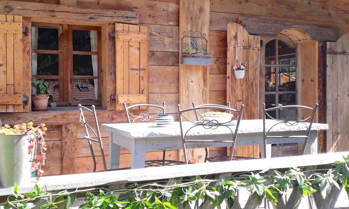 Saint-Gervais-les-Bains Chalet De Esquí | Pequeño chalet con encanto / Savoyard Mazot