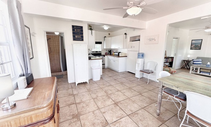 Estate Kings Quarter Apartamento | Charming 1.5 bedroom apartment with WiFi, AC in historic Charlotte Amalie !!!