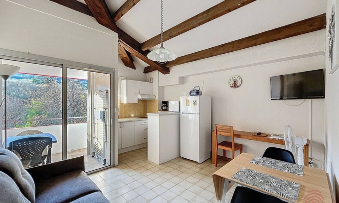 Lamalou-les-Bains Apartamento | Apartamento con Terraza en Lamalou-les-Bains, Cerca de Termas, Mascotas Permitidas