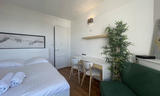Levallois-Perret Apartamento | Charming 1 bedroom Levallois/Paris - Civil lease