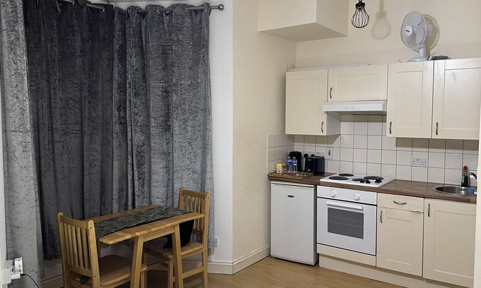 East Walworth Apartamento | Charming 1-Bed Studio in London