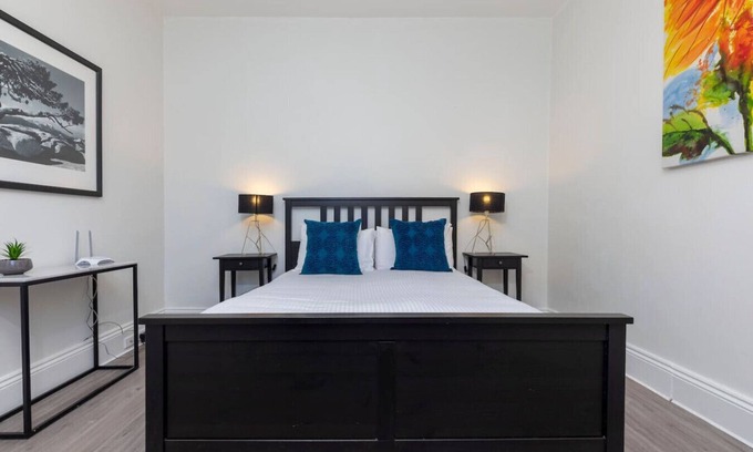 North Sydney Apartamento | Charming 1 bedroom, park adjacent. city 5 minutes