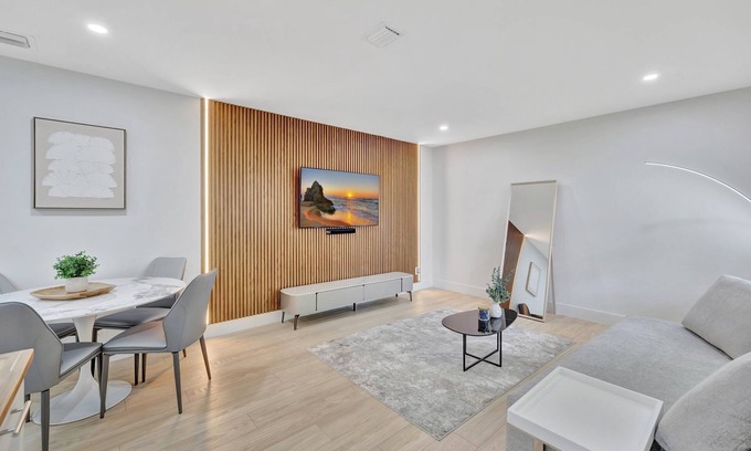 Flagler Village Apartamento | CHARMING 1-bedroom apartment in lovely Ft Lauderdale with AC, WiFi