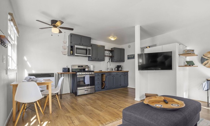 Bel Air Casa | Charming 1-bedroom Casita with beautiful patio