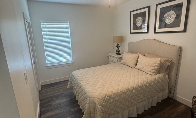 Wharton Apartamento | Charming 1-bedroom, 1-bathroom apartment in brilliant Wharton, Tx.