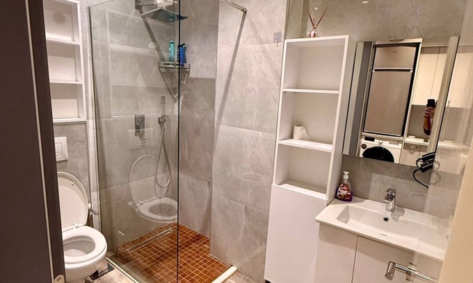 Tirana Apartamento | Charming 1-bedroom apartment in wonderful Tiranë with AC, WiFi