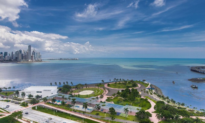 Calidonia Apartamento | Charming 1-bedroom apartment in pleasant Panamá with AC, fitness room