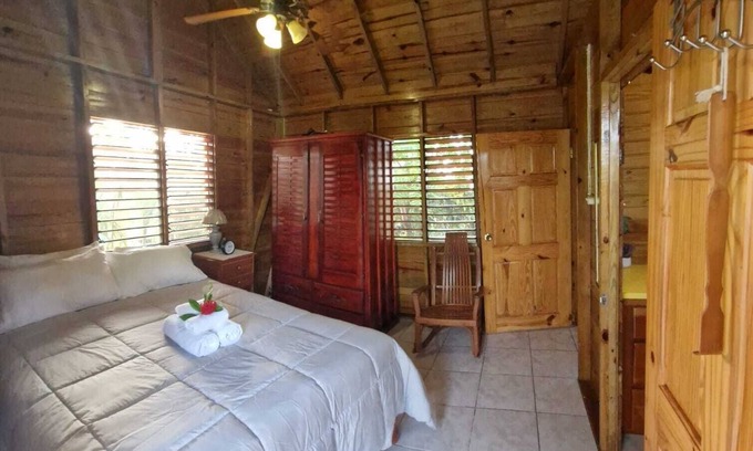 Negril Cabina | Charming 1-bedroom cabin in gorgeous Negril. 5 min drive from the beach.