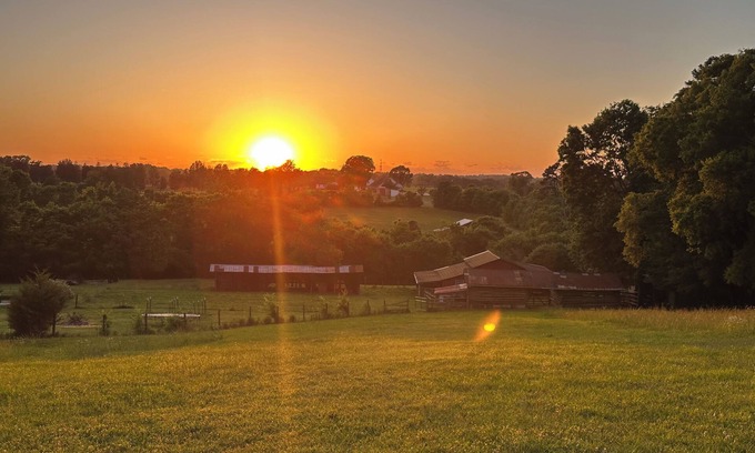 Lexington Otro | Charming 1-bedroom farm guesthouse in Lexington with WiFi and AC