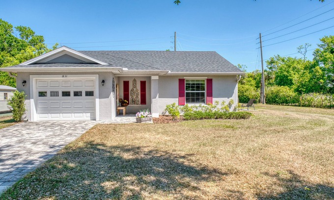 Saint Cloud Casa | Charming 1-bedroom house in pleasant St. Cloud within close distance to Parks