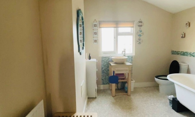 Markhouse Casa | Charming 1-bedroom house in fabulous London with WiFi