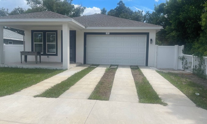 East Tampa Casa | Charming 1-bedroom house in peaceful Tampa