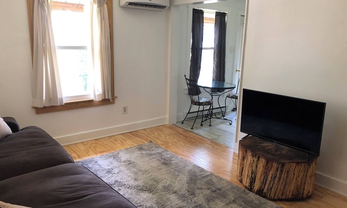 Nitro Apartamento | Charming 1 bedroom near Charleston hospitals