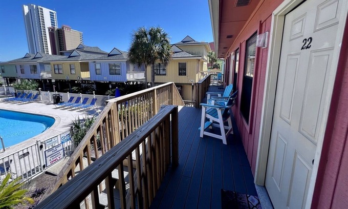 Gulf Shores Cabaña | Charming 1-bedroom cottage with WiFi and AC in Gulf Shores