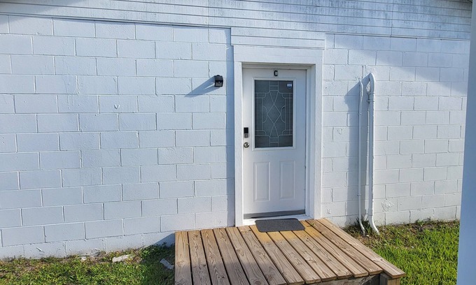 Panama City Apartamento | Charming 1-bedroom bungalow oasis Panama City with AC, WiFi