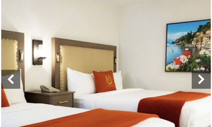 Las Vegas Complejo | Charming 1 or 2 bedroom suite 7 day minimum stay is required