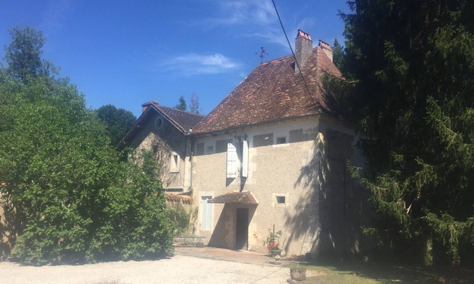 Bourgnac Casa | Casa Perigord 16C, encanto y tranquilidad, piscina y parque.