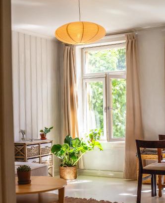 Grunerlokka Apartamento | Charming 1800s Apt w Fireplace and Free parking