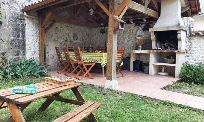 Viville Cabaña | Encantadora casa rural con jardín privado, terraza cubierta y todas las comodidades modernas