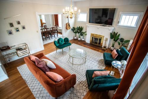 Luray Casa | Charming 1932 Craftsman - The Bohannon House