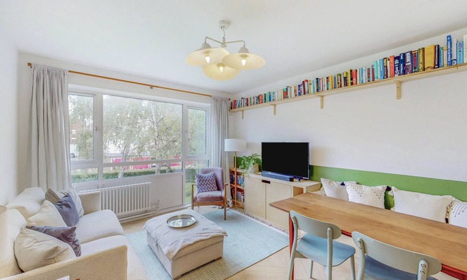 Chelsea Riverside Apartamento | Charming 1BR Flat Steps from King's Road in Chelsea