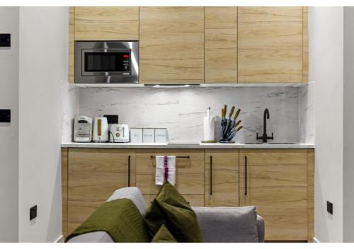 Springfield Apartamento | Charming 1BR Oasis in the Heart of Clapton Common