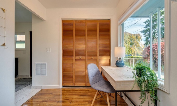 Mount Scott-Arleta Casa | Charming 2 Bed, 1 Bath SE Home, Fenced Yard