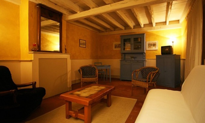 Le Veurdre Cabaña | Casa rural en antiguo castillo del siglo XVIII con jardín cerrado y comodidades modernas