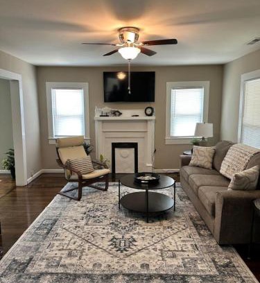 Concord Casa | Charming 2 bed home - Close to Downtown Concord