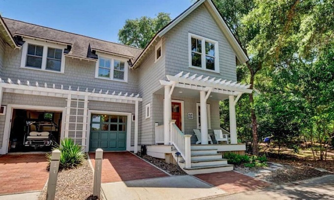 Keepers Landing Casa | Charming 2 Bedroom with near desirable East Beach! Both BHI and Shoals club