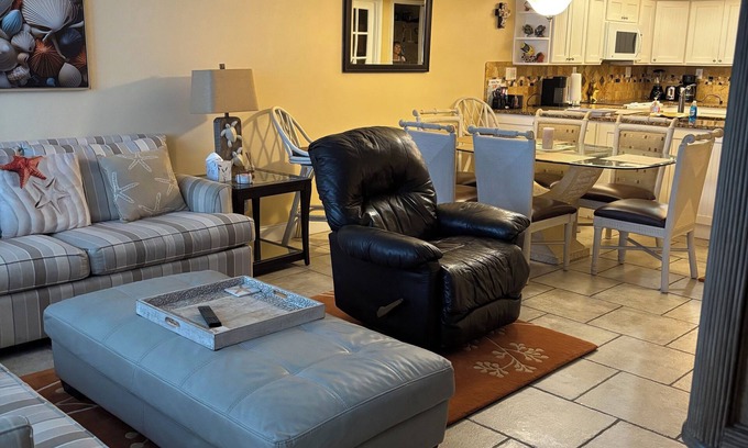 Sunnyside Casa | Charming 2-bedroom 2 bath townhome with private garage the water!