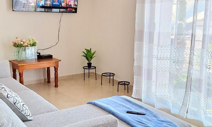 San Luis Potosi Casa | Depa de 2 Hab con Vista al Barrio de Tequis - Totalmente Nuevo y Equipado