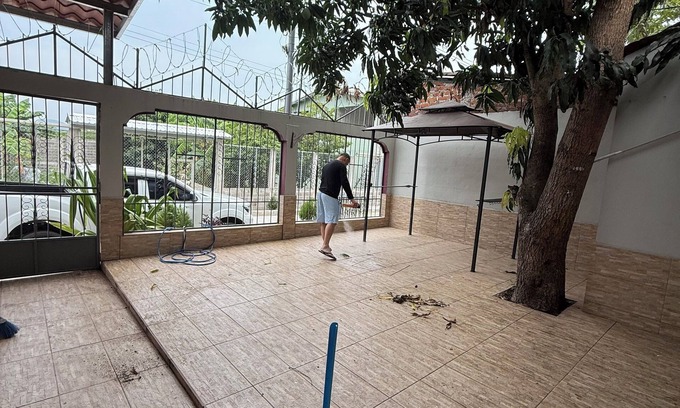 Nueva Concepcion Casa | Charming 2-bedroom house with AC, WiFi in enjoyable Cantón Quitasol