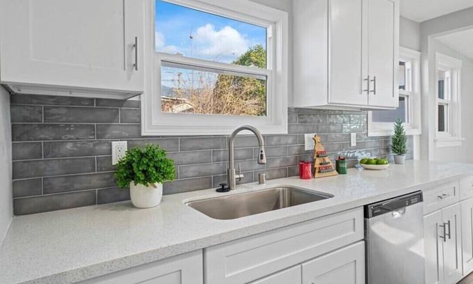 San Bernardino Casa | Charming 2-bedroom house in peaceful San Bernardino with AC
