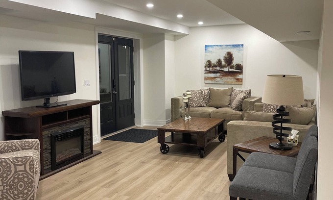 Cambridge Apartamento | Charming 2-Bedroom Apartment with Kitchen, Office and Laundry