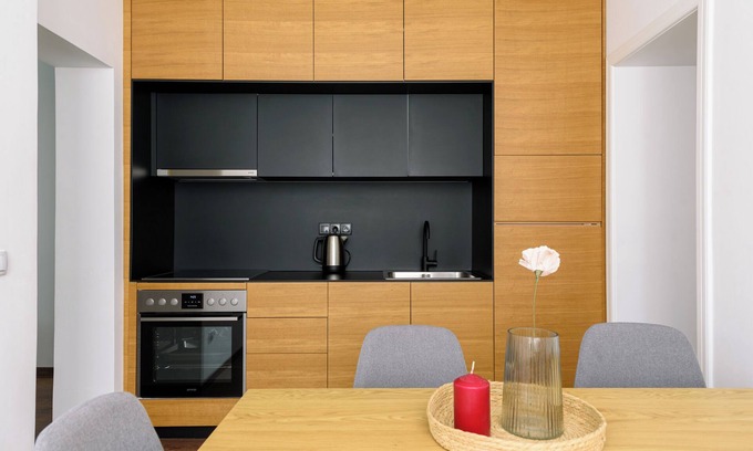 Vracar Apartamento | Charming 2-bedroom apartment with AC, WiFi in pleasant Beograd