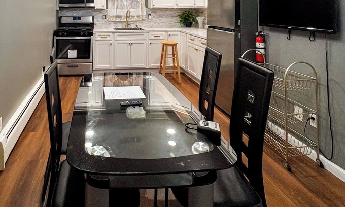 Passaic Apartamento | Charming 2-bedroom apartment with WiFi Close to NYC