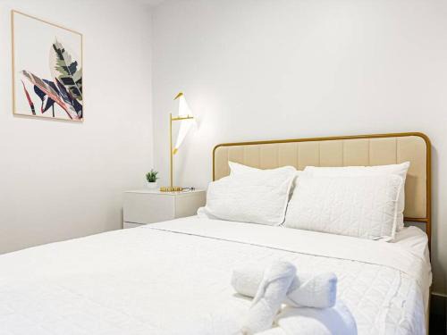Beverly Hills Casa | Charming 2-Bedroom Cottage -CAL