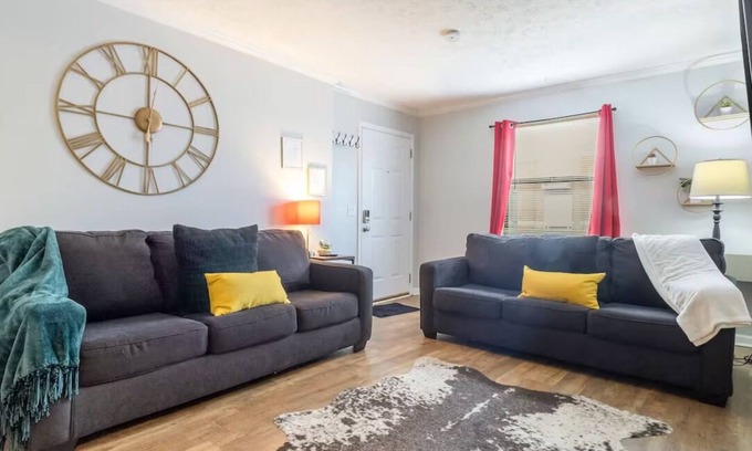 Music Row Apartamento | Charming 2-bedroom Condo On Music Row