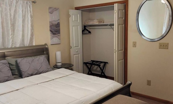 Canton Condominio | Charming 2-bedroom condo with WiFi, AC in delightful Canton