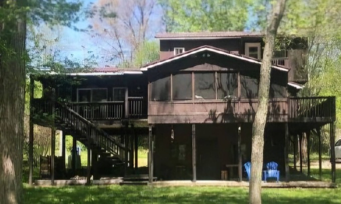 Talcott Casa | Charming 2-bedroom Greenbrier River house with WiFi, AC in welcoming Talcott, WV