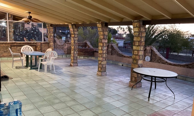 Segunda Seccion Casa | Charming 2-bedroom house one block to beach 5 minutes to town