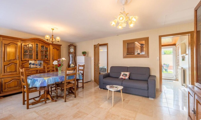 Formerie Cabaña | Casa independiente acogedora con 2 habitaciones, patio y WiFi en Formerie
