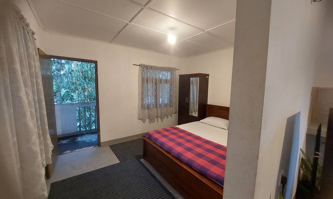 Kathaluwa Casa | Charming 2-bedroom house 700 m to beach with AC, WiFi in welcoming Ahangama