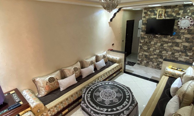 Dcheira El Jihadia Apartamento | Charming 2-bedroom apartment in fabulous Souss-Massa with AC